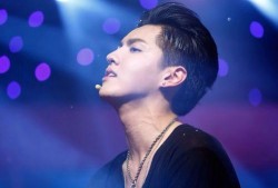 吴亦凡事件女生爆料视频,揭露娱乐圈黑暗面